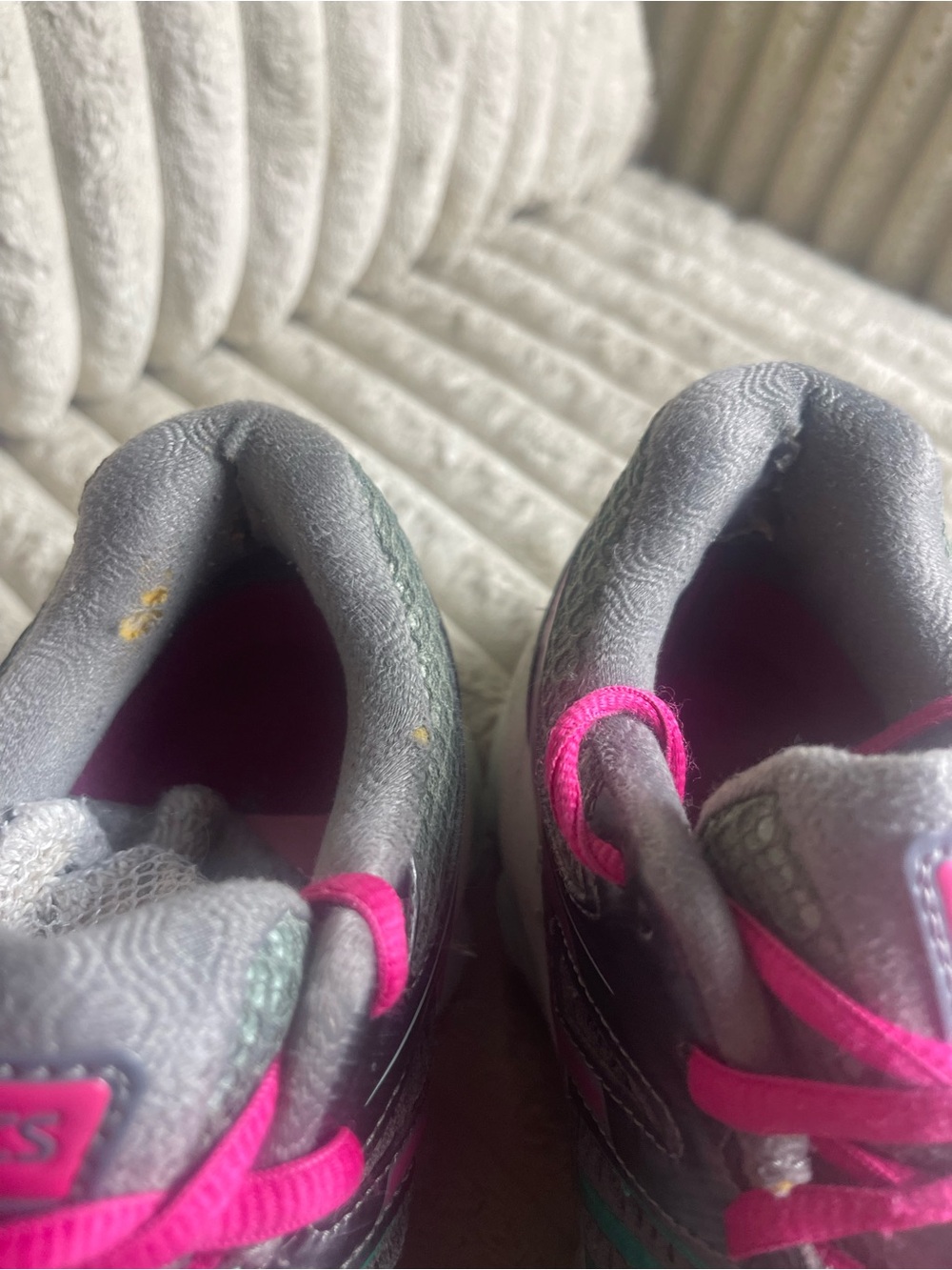 ASICS Gel Women’s Running Shoes Gray Pink Teal Cushion GEL Technology Size 10 - Picture 8 of 9
